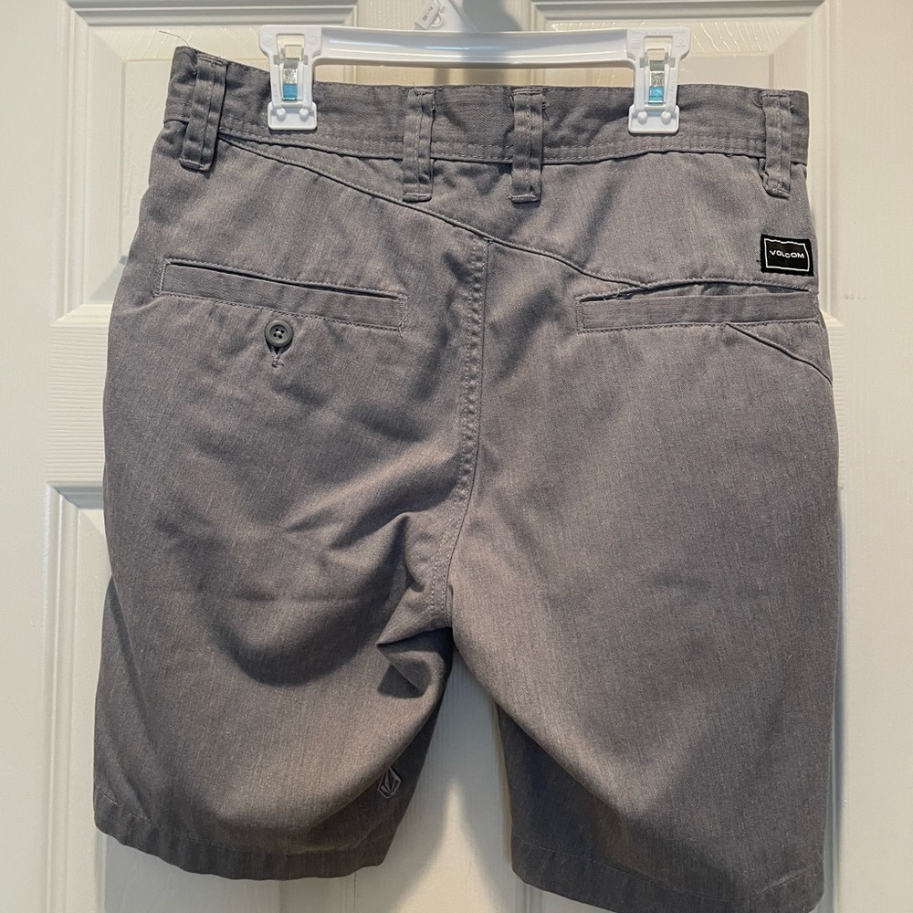 Volcom Shorts - Picture 2 of 3